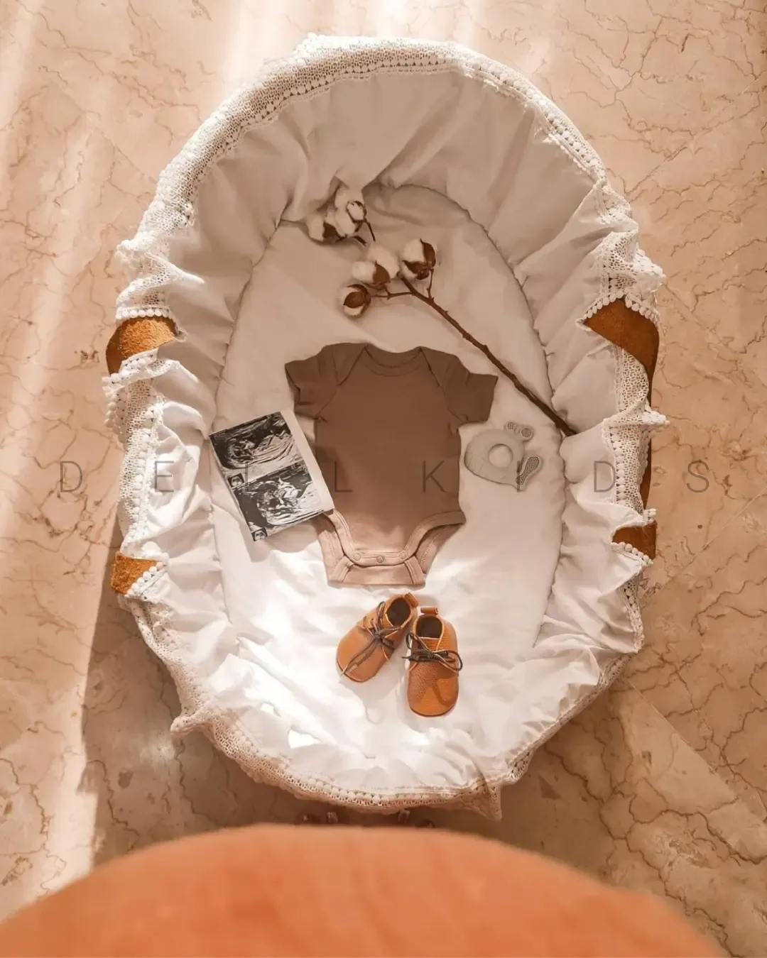 گهواره حصیری چوبی نوزاد