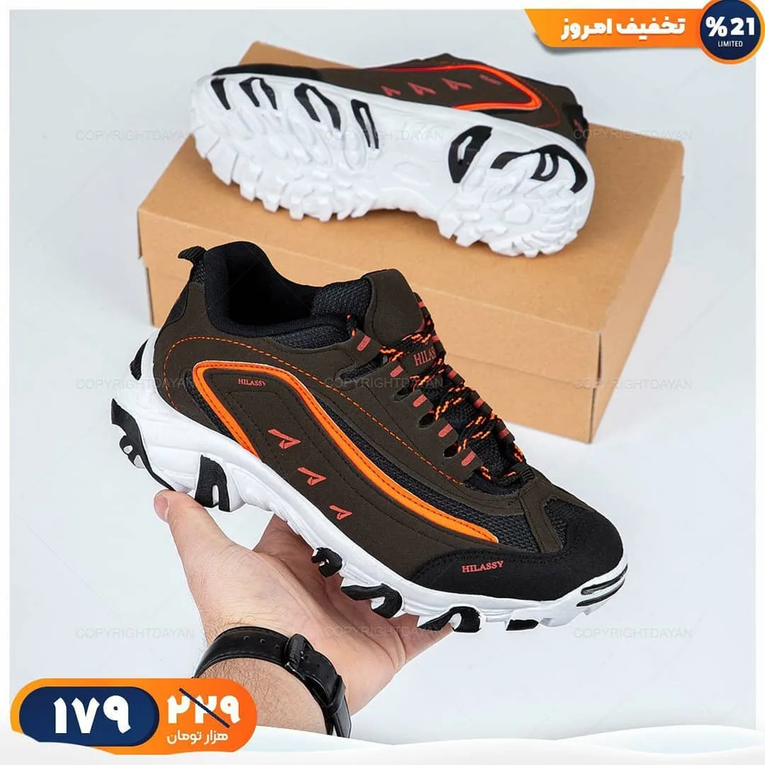 کفش ورزشی، رنگ قهوه‌ای، نارنجی و سفید، کتانی، بنددار، پاشنه تخت