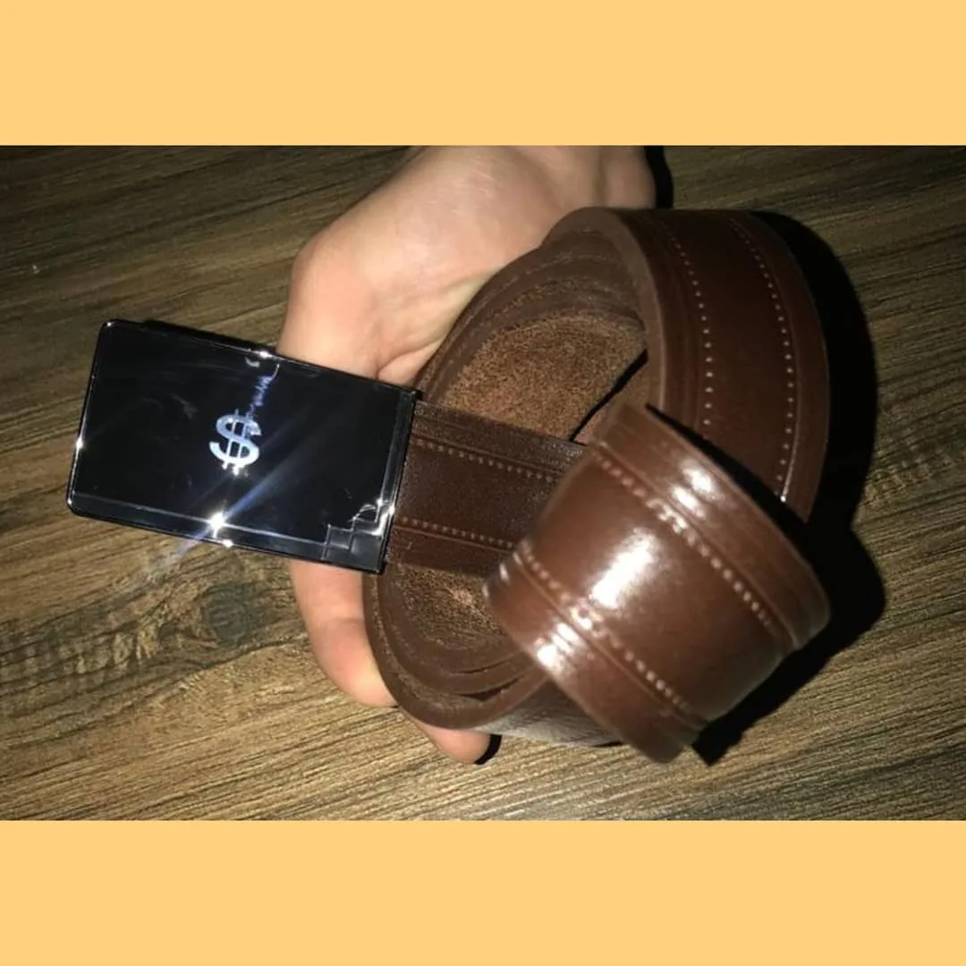 کمربند چرم سایز بزرگ، رنگ قهوه‌ای و نقره‌ای، جنس فلز، سگک مستطیلی