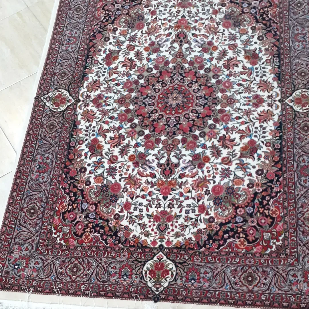 قالیچه دستباف بیجار پشم و ابریشم