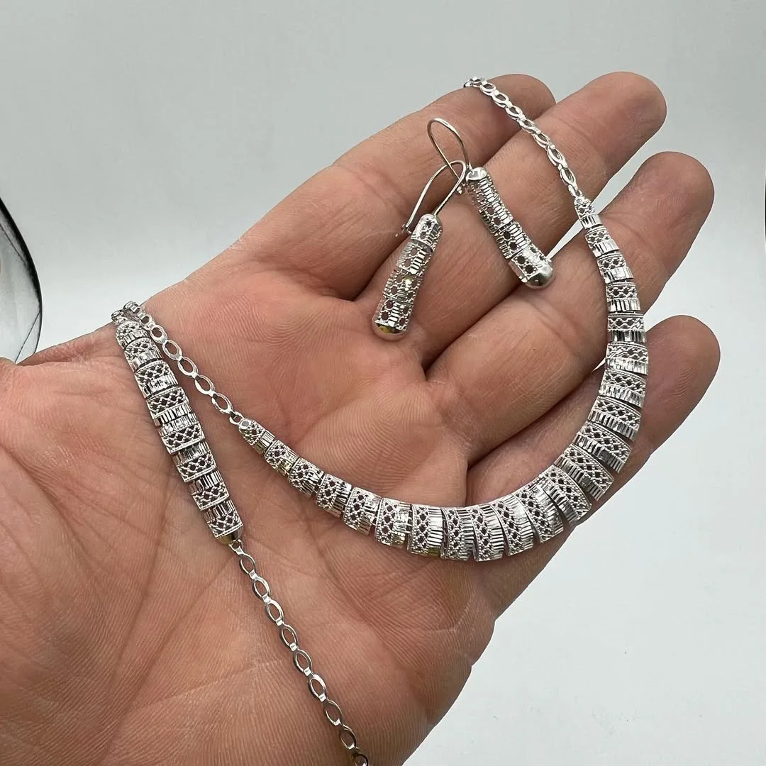 ست گردنبند و گوشواره طلا — عکس ۲