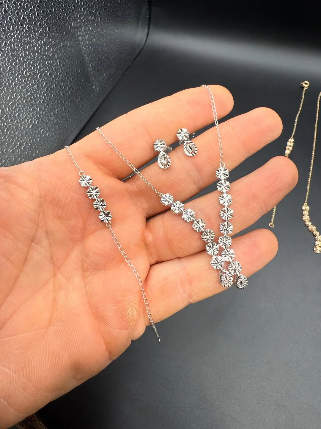 سرویس طلا کادویی — عکس ۳