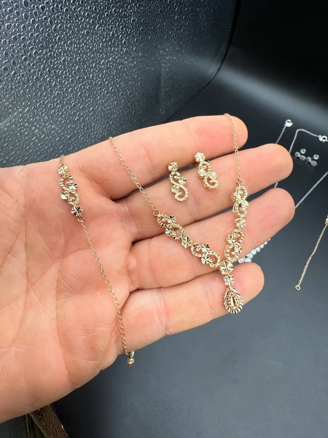 سرویس طلا کادویی — عکس ۴