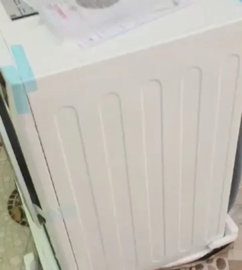 ماشین لباسشویی ۸ کیلویی ال جی F4J6TMP8S، رنگ خاکستری، جنس فلز، درب جلو