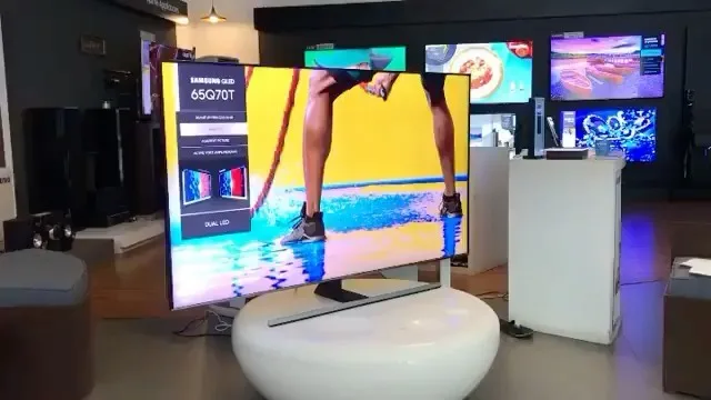 تلویزیون QLED مدل Q70T سامسونگ