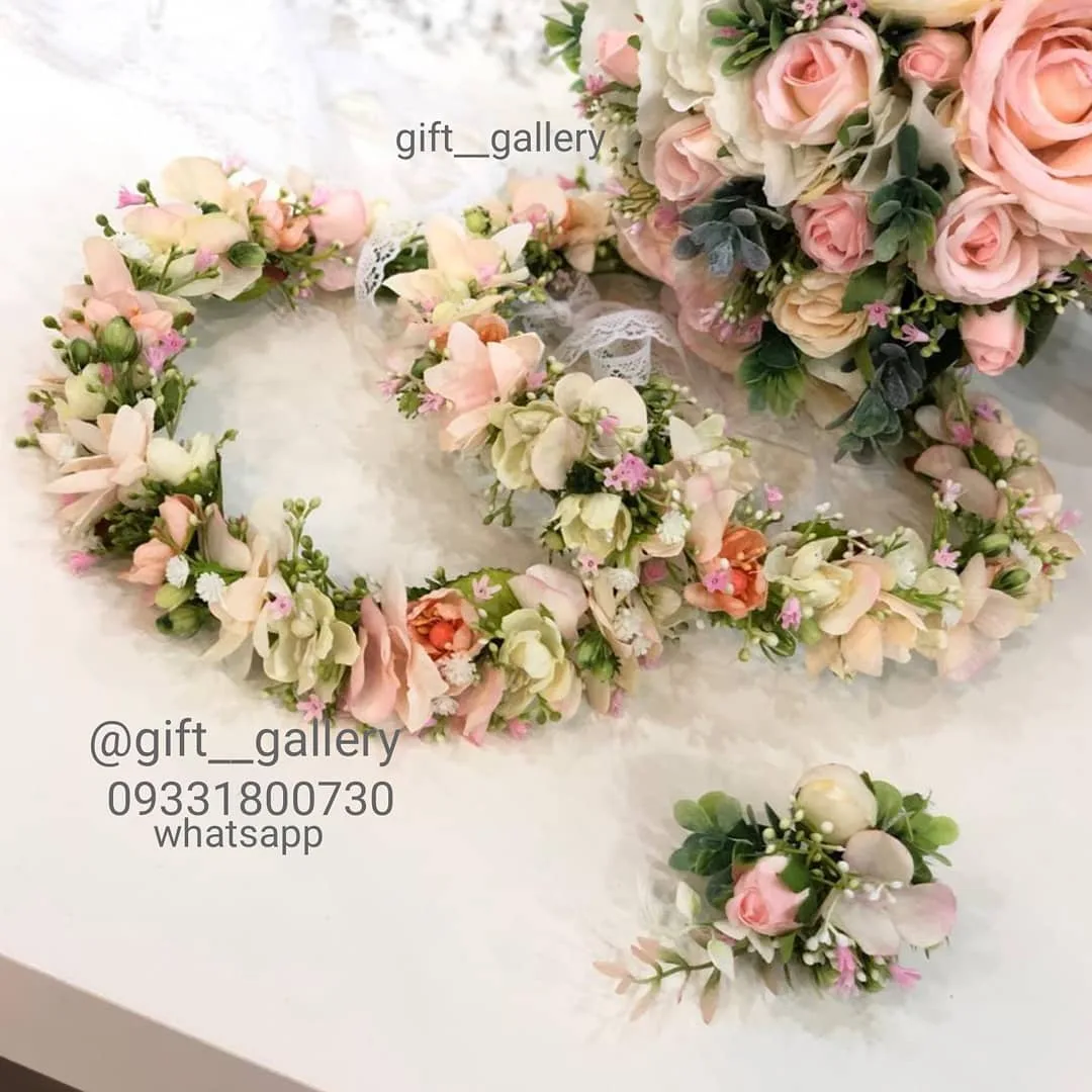 تاج گل و دسته گل عروس