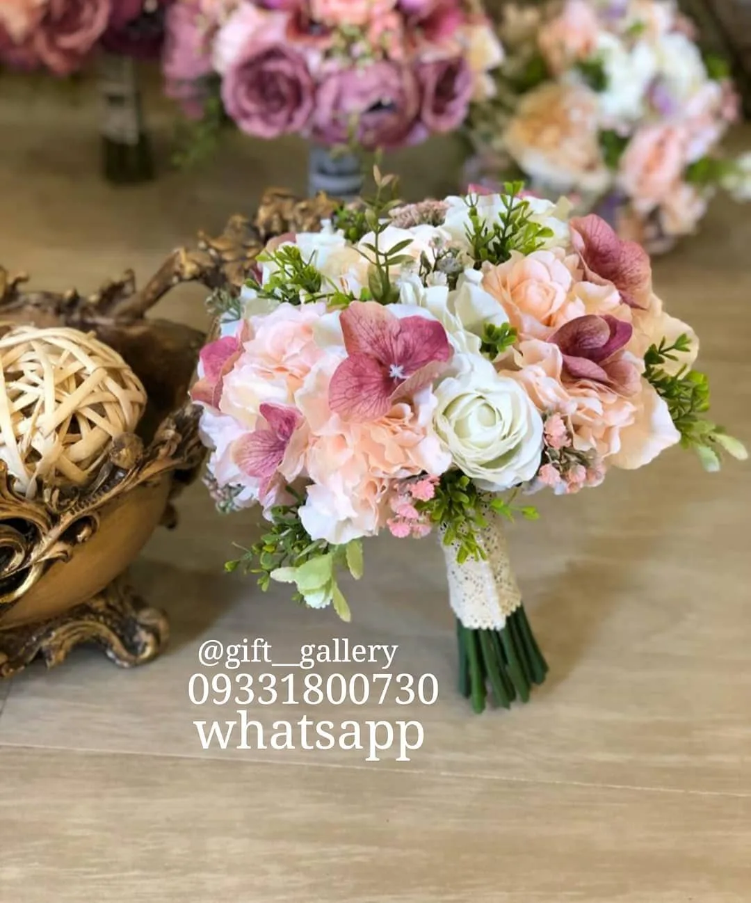 دسته گل عروس مصنوعی