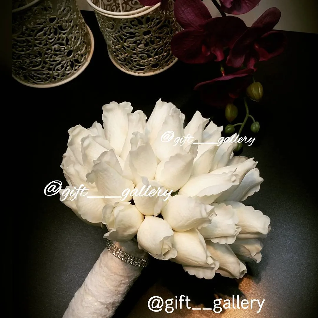 دسته گل رز عروس