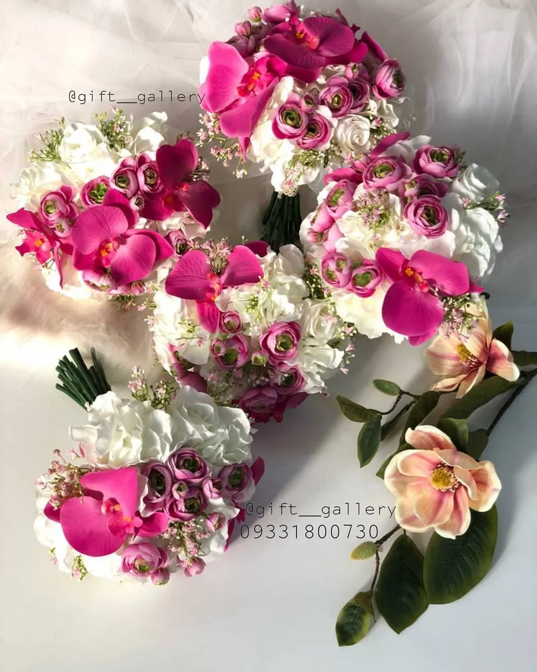 دسته گل مصنوعی ۲۰ سانتی