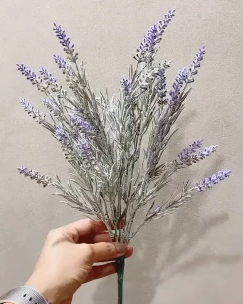 گل مصنوعی لوندر بنش، رنگ شفاف و قهوه‌ای، جنس شیشه و کنفی، گرد با بافت کنفی