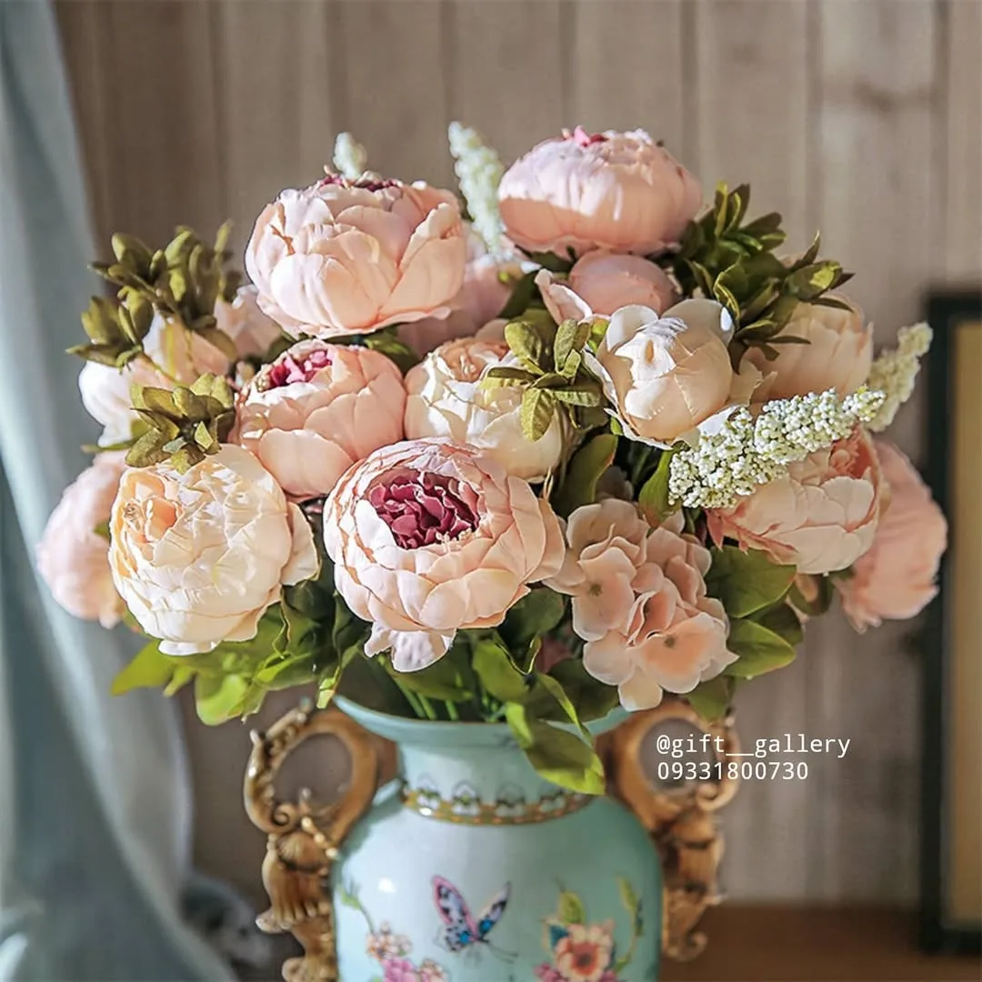 بوته گل مصنوعی پئونی، رنگ کرم و صورتی کمرنگ، جنس پارچه، شاخهای، پرپشت