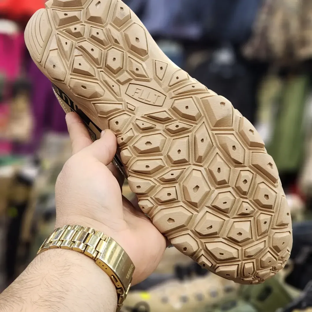 کفش کوهنوردی TS.400 President — رنگ خاکی — نمای پشت — زیره طرح‌دار — عکس ۶