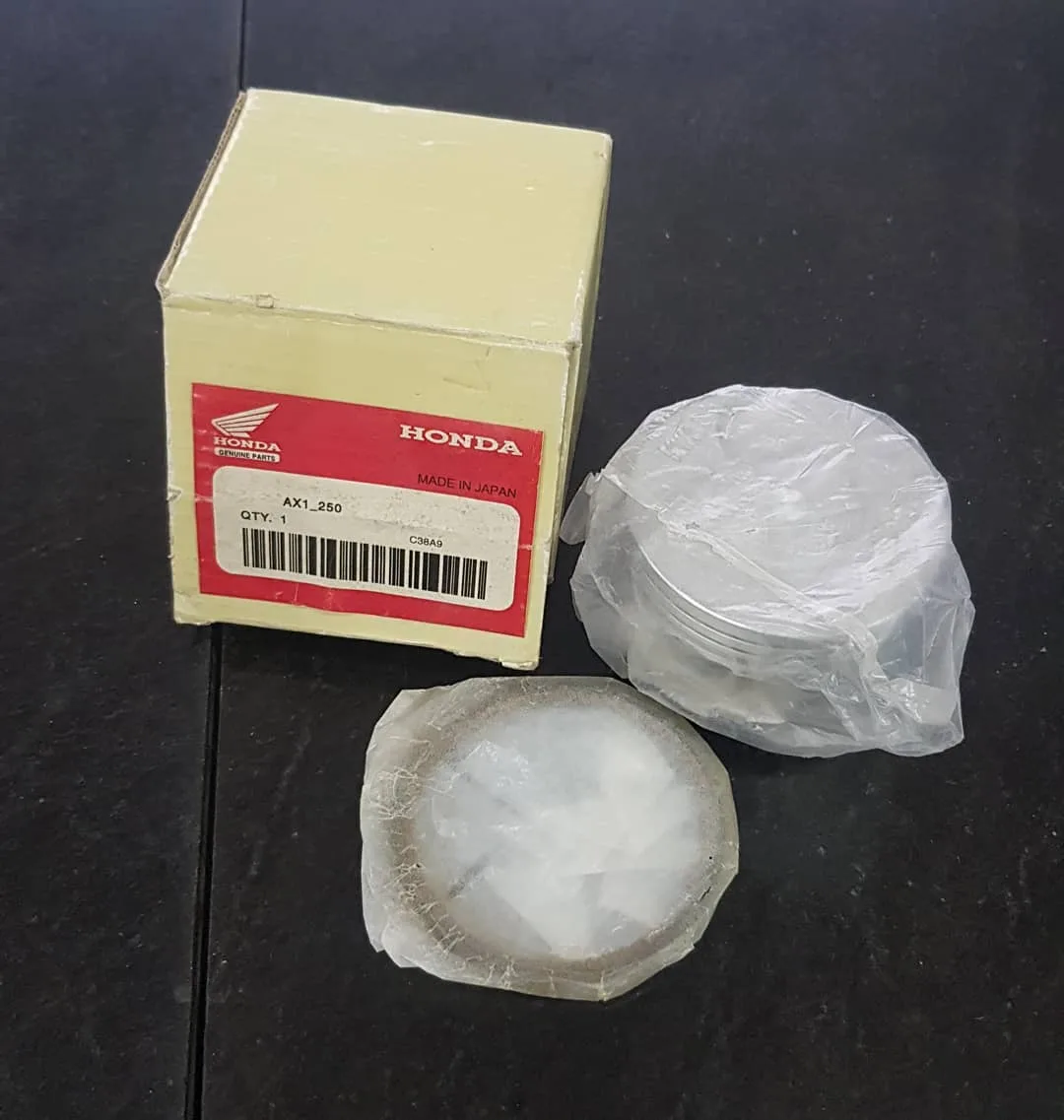 رینگ و پیستون هوندا AX-1 سایز ۵۰، رنگ نقره‌ای و سفید، جنس فلز، استوانه‌ای