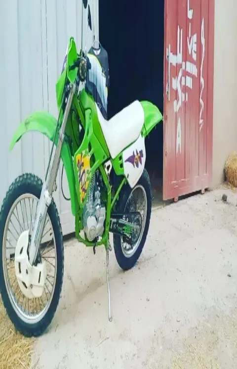 انجین MTR 250 موتور KDX، رنگ سبز و سفید، جنس فلز و پلاستیک، کراس