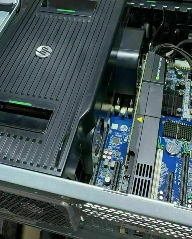 کامپیوتر HP Z820 دو پردازنده