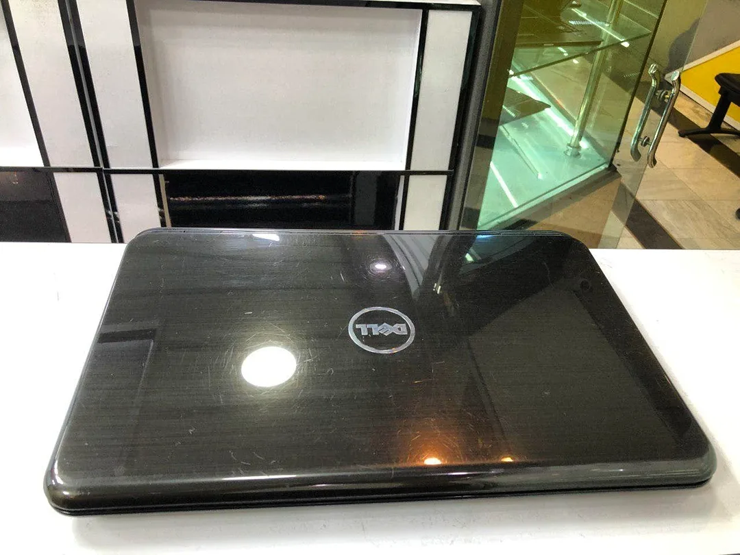 لپ‌تاپ استوک دل 511 Dell، رنگ مشکی، جنس پلاستیک، معمولی