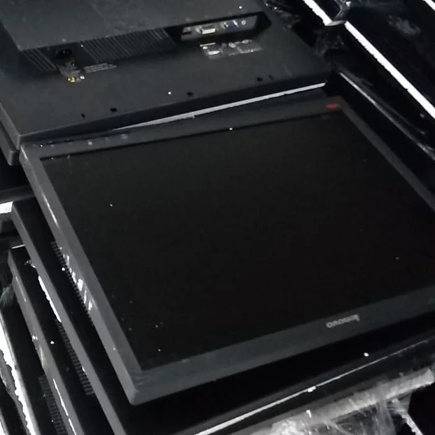 مانیتور ۲۲ اینچ لنوو lt2252 Lenovo، رنگ مشکی، جنس پلاستیک و شیشه، مانیتور تخت