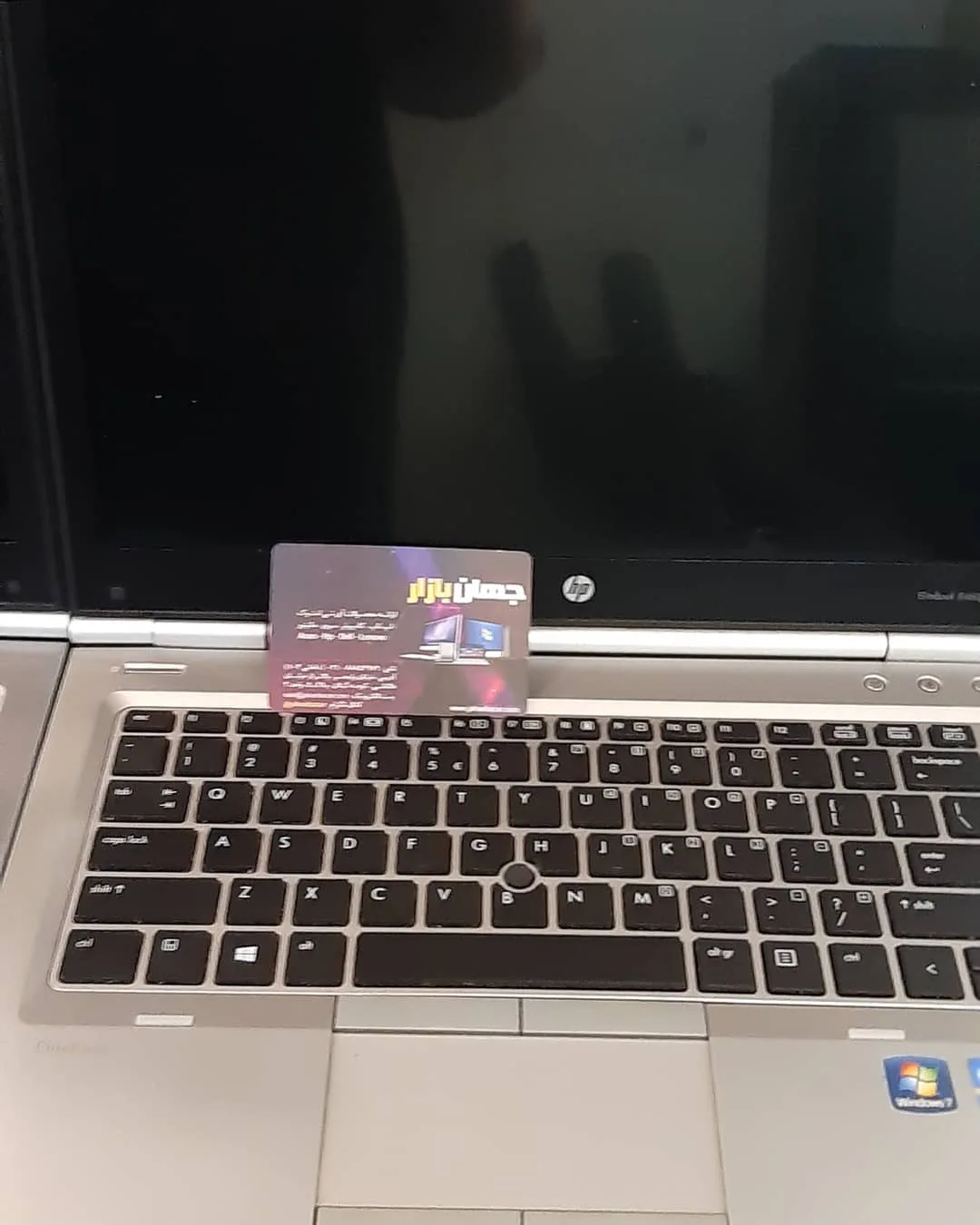 لپ‌تاپ اچ پی 8470p HP، رنگ نقره‌ای و مشکی، جنس فلز و پلاستیک، تاشو، استاندارد