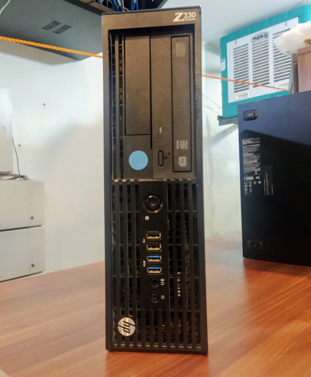 کیس اچ پی ورک‌استیشن Z230، رنگ سیاه، جنس پلاستیک و فلز، ایستاده