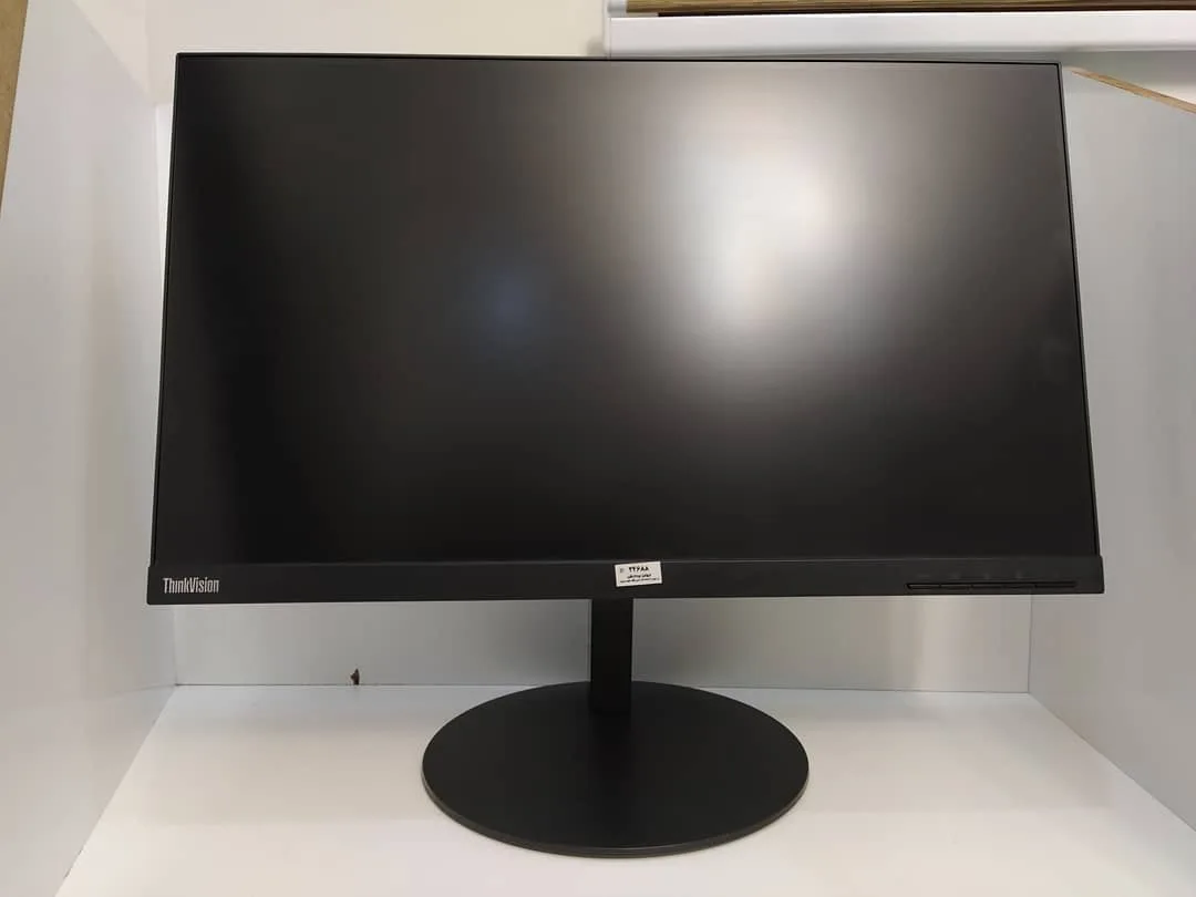 مانیتور لنوو ThinkVision، رنگ مشکی، جنس پلاستیک، تخت، با پایه
