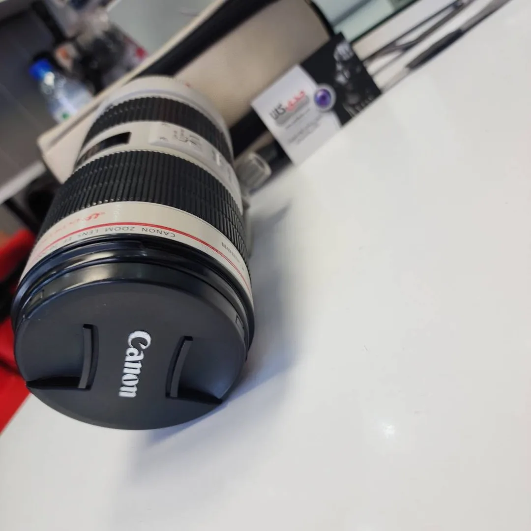 لنز EF 70-200mm F2.8L IS III USM کانن، رنگ سفید و مشکی، زوم