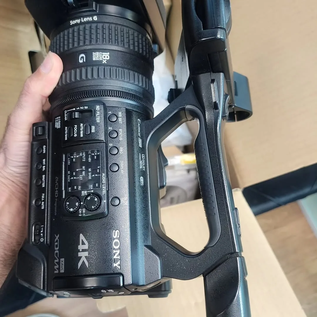 دوربین فیلم‌برداری PXW-Z150 کارکرده سونی، رنگ مشکی، جنس پلاستیک و فلز، دوربین فیلم‌برداری حرفه‌ای