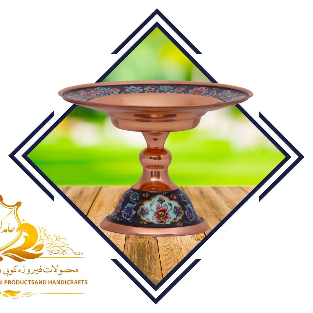 شیرینی خوری مسی، رنگ آبی و مشکی، جنس سفال، طرح گلدار و اسلیمی، پایهدار لبهدار