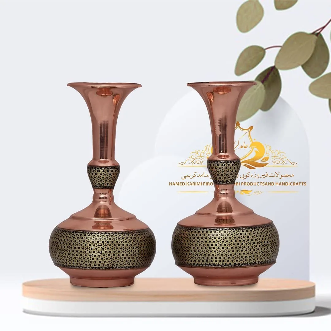 گلدان دالبری مس و خاتم، رنگ مسی و مشکی، جنس فلز، گردن‌باریک
