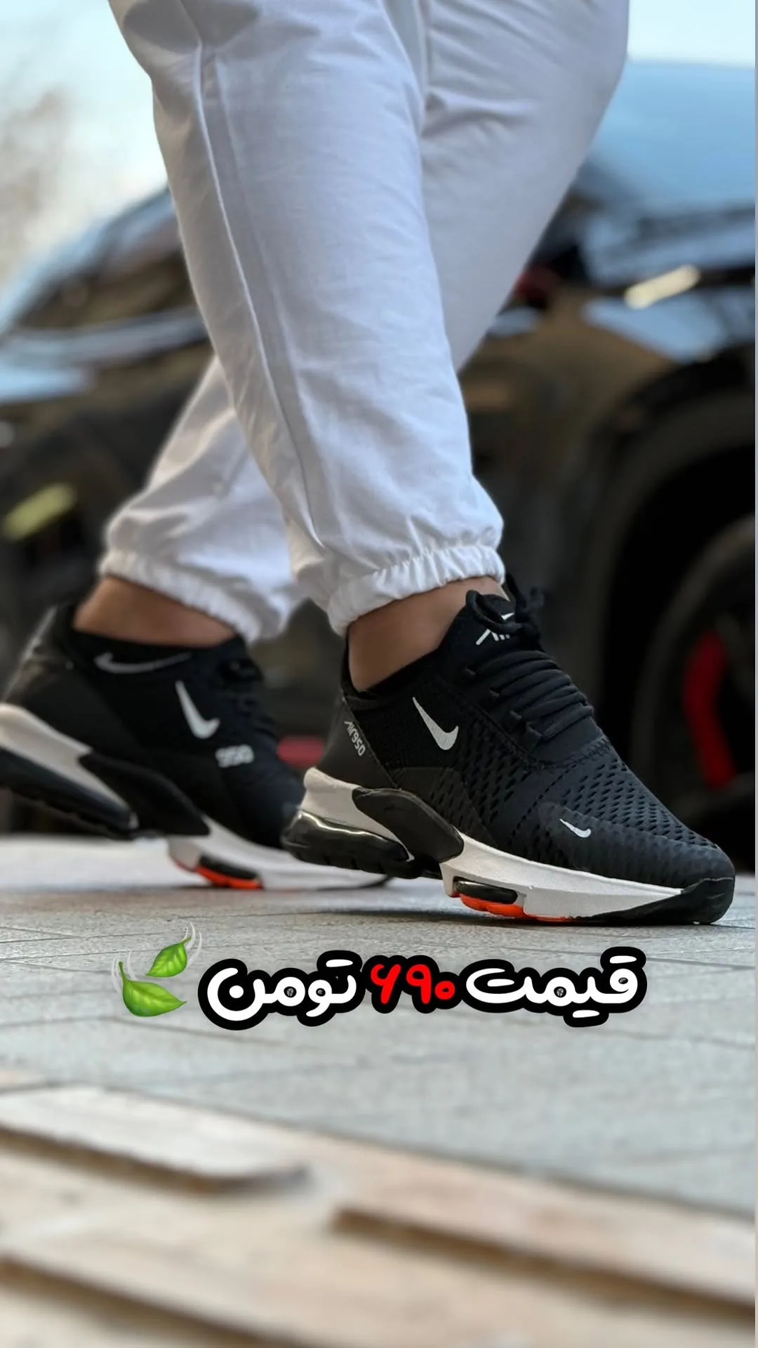 کتانی اسپرت مشکی و سفید نایکی، رنگ نارنجی، بنددار