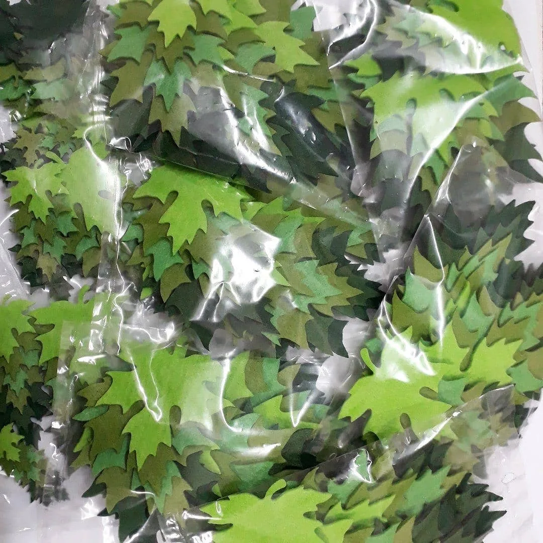 برگ سبز نمدی ۷۲ عددی — رنگ سبز — نمای در‌دست — برگ افرا — عکس ۲