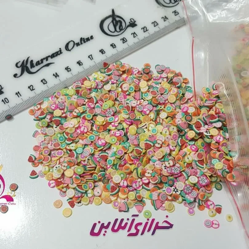 فیمو طرح میوه و قلب بسته ۱۰۰ گرمی — نمای در‌دست — میوه و قلب و حیوانات و بستنی — عکس ۷