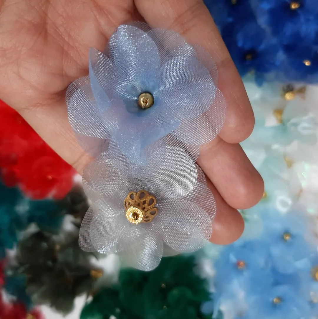 گل توری — رنگ آبی — نمای در‌دست — بسته ۱۰ عددی — عکس ۵