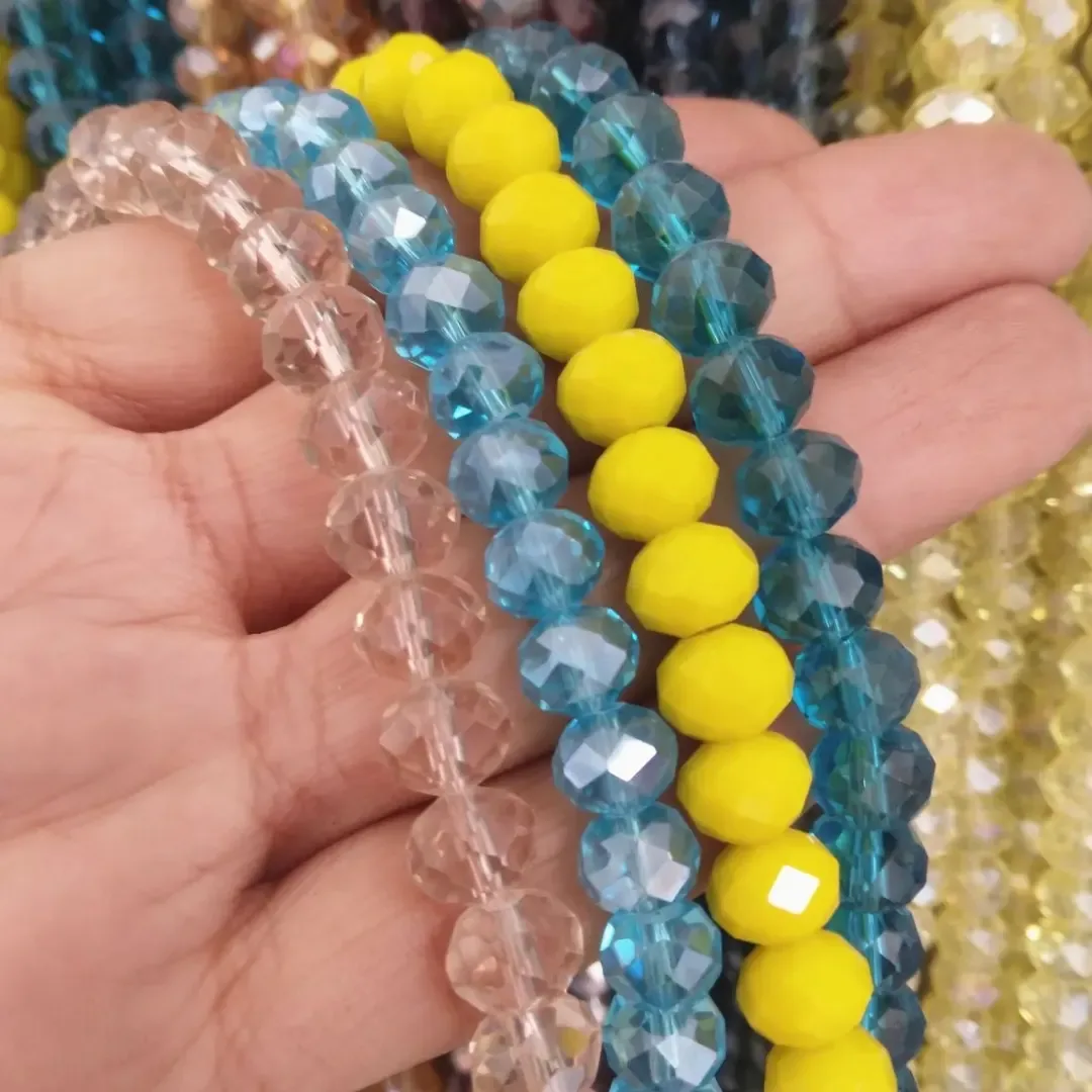 رشته مهره کریستال — نمای در‌دست — سایز ۸ — عکس ۲