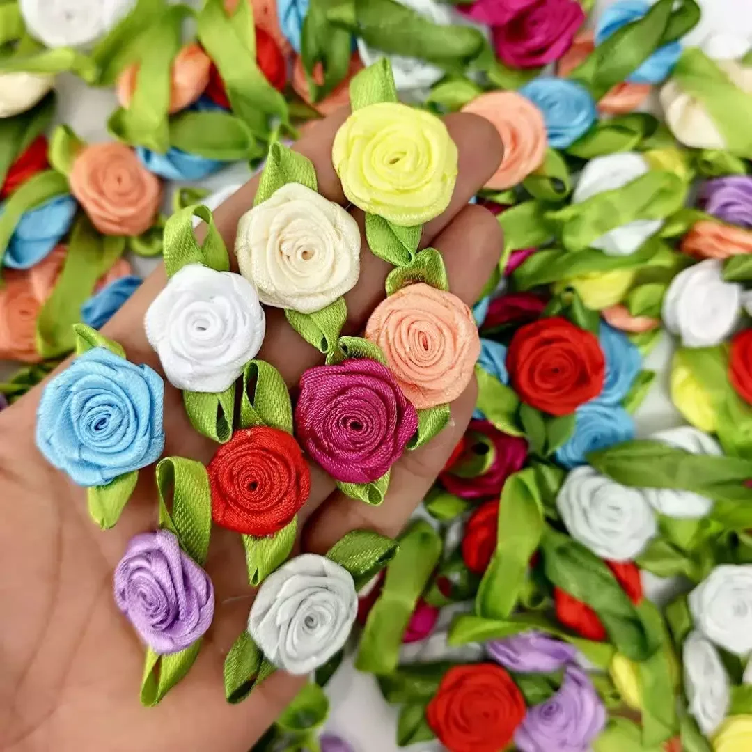شکوفهی روبانی رنگارنگ