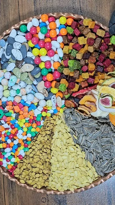 پک تنقلات ۳.۵ کیلویی، رنگ رنگارنگ، دیس پذیرایی مخلوط