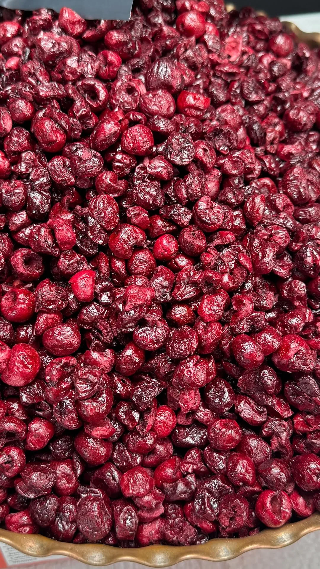 آلبالو خشک فریز درایر، رنگ قرمز، دانه ریز خشک