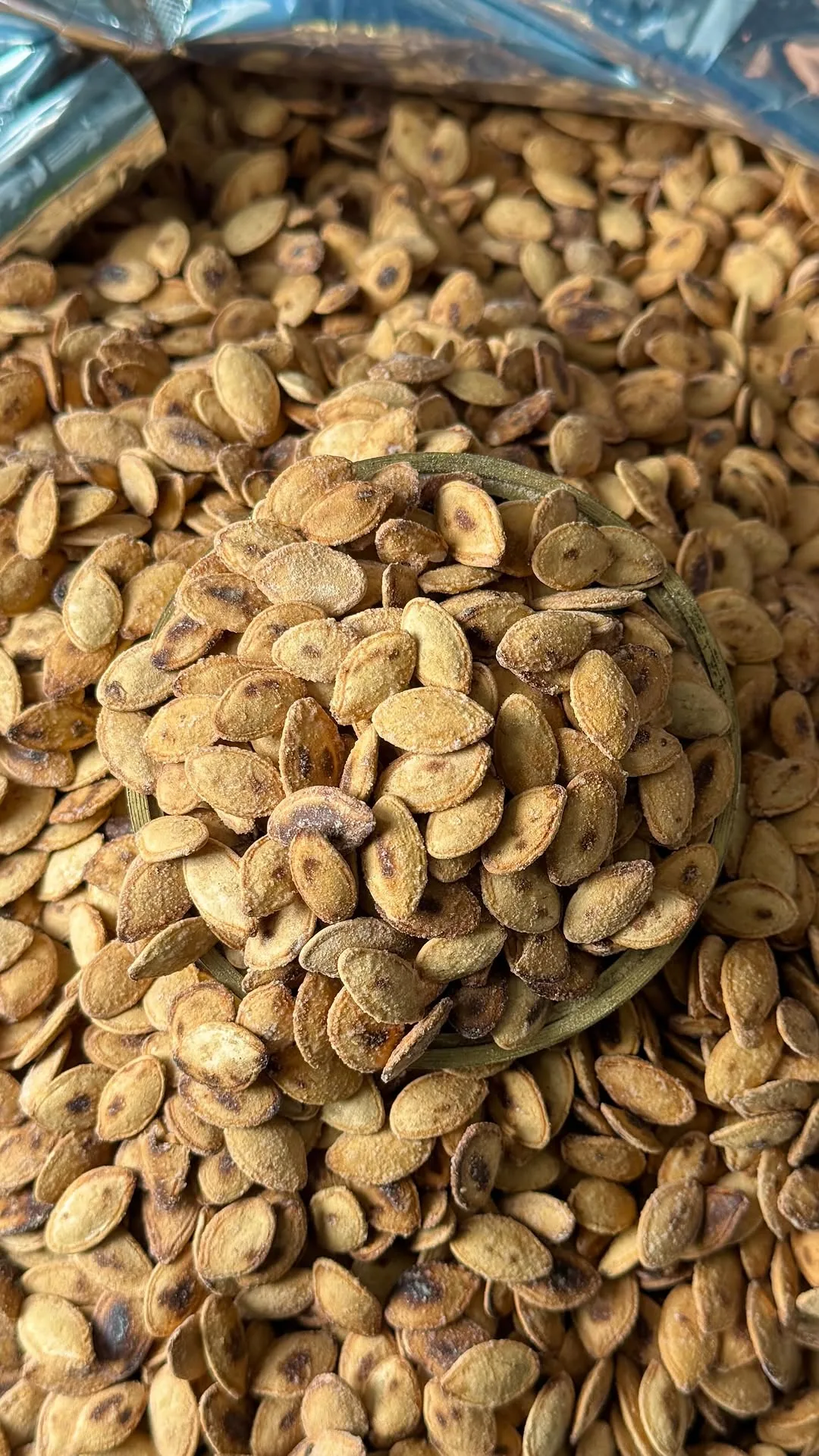تخمه کدو گوشتی دو آتیشه