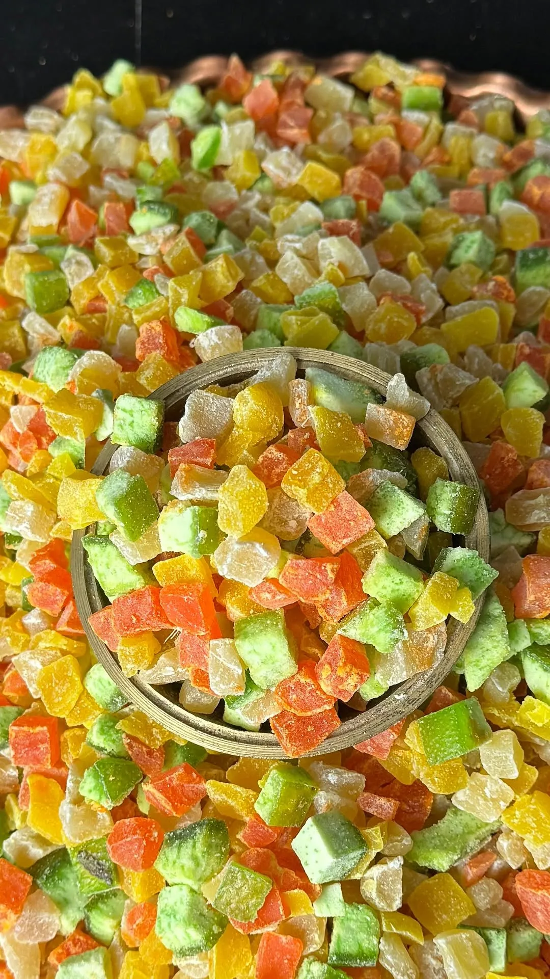 مخلوط حبه میوه استوایی