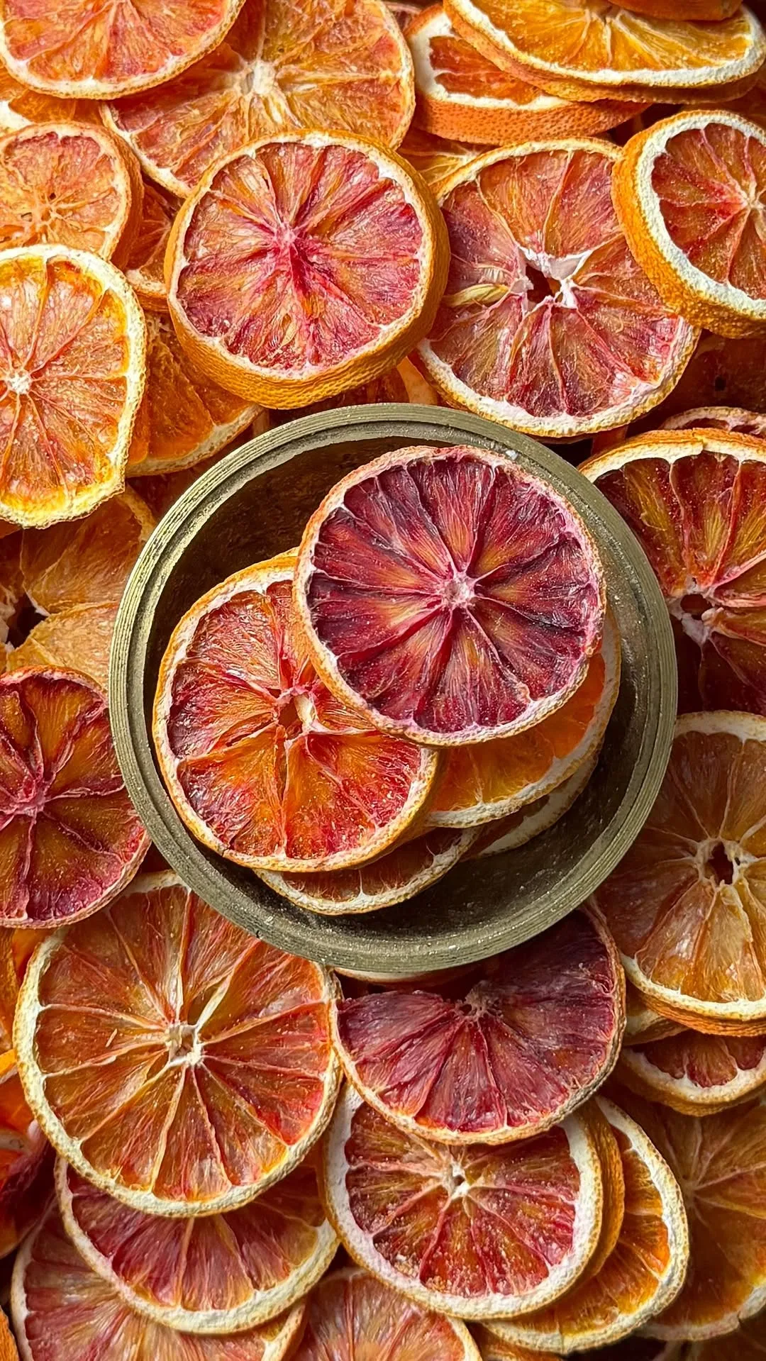 اسلایس پرتقال توسرخ، رنگ نارنجی و قرمز، میوه خشک