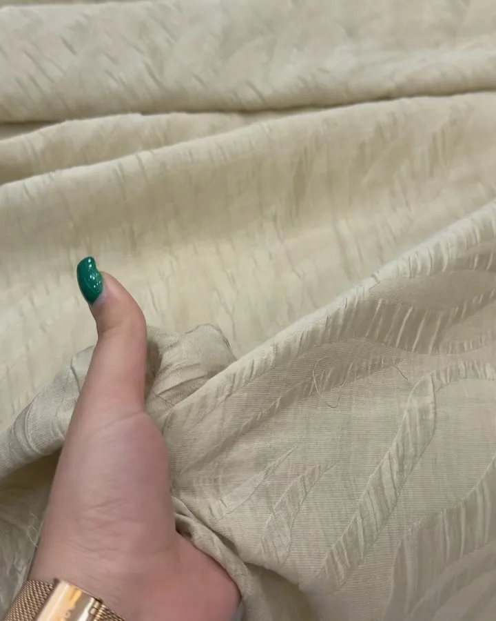 پارچه ژاکارد تنسل عرض ۱۵۰، رنگ کرم، پارچه متری