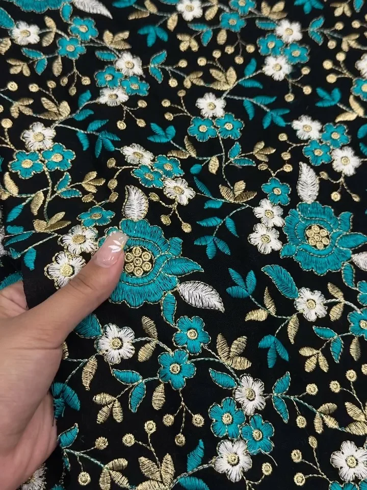 پارچه لینن سوزن‌دوزی