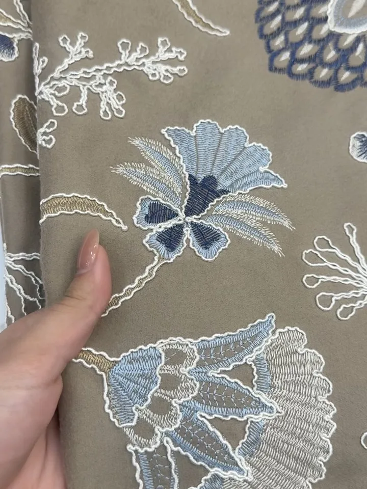 پارچه فوتر گلدوزی