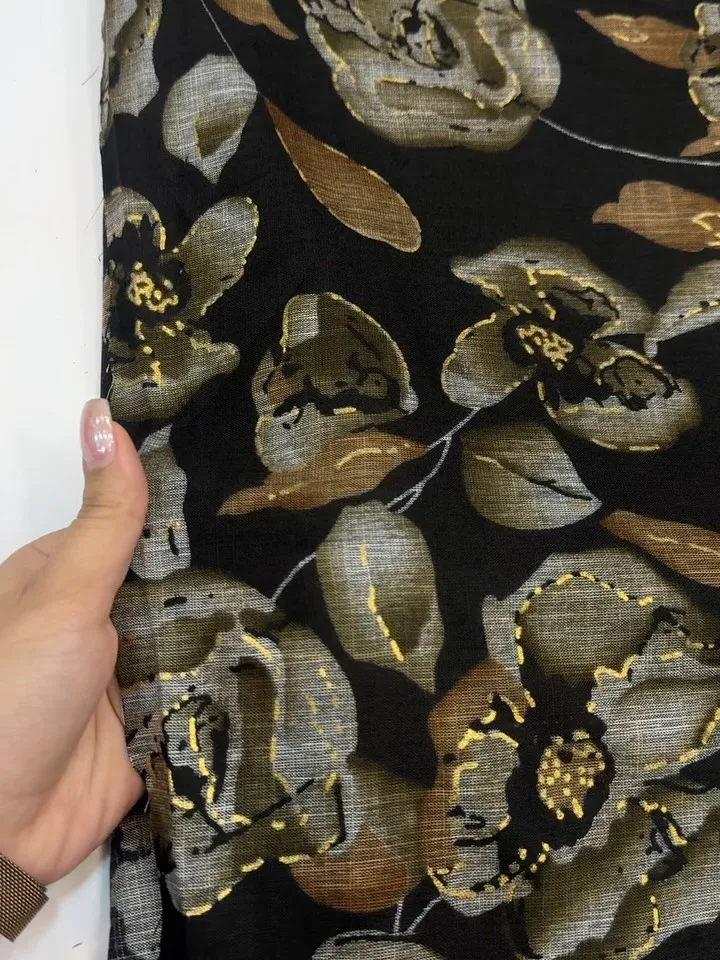 پارچه باتیک طلاکوب