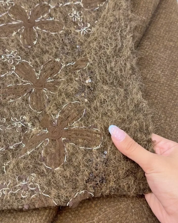پارچه فوتر موهر گلدوزی
