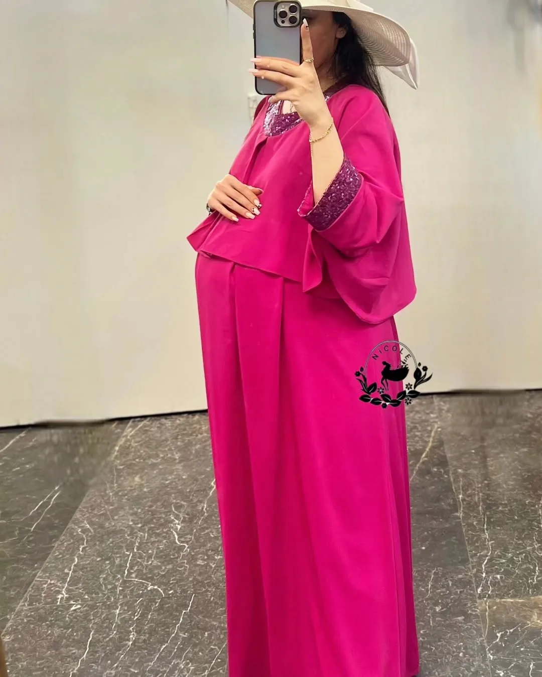 پیراهن بارداری، رنگ صورتی، ماکسی، یقه گرد، آستین بلند، جذب