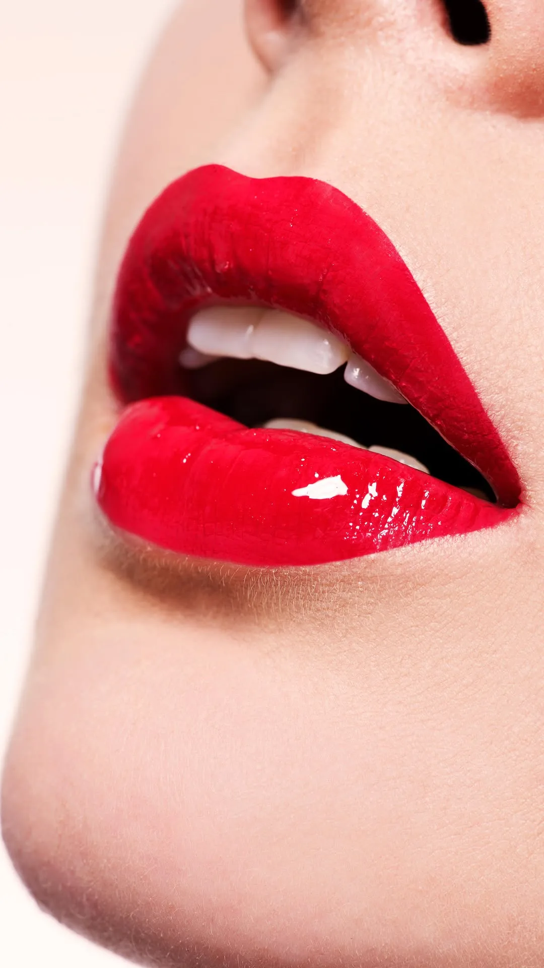 رژلب مایع لگراند، رنگ قرمز