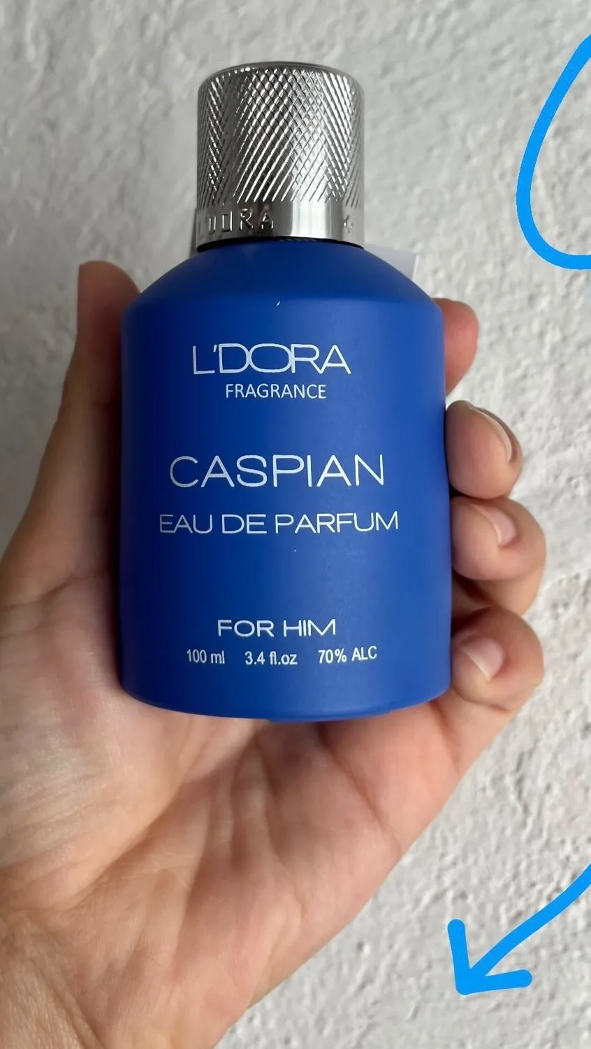 ادکلن مردانه کاسپین لدورا، رنگ آبی و نقره‌ای، جنس شیشه و فلز، بطری