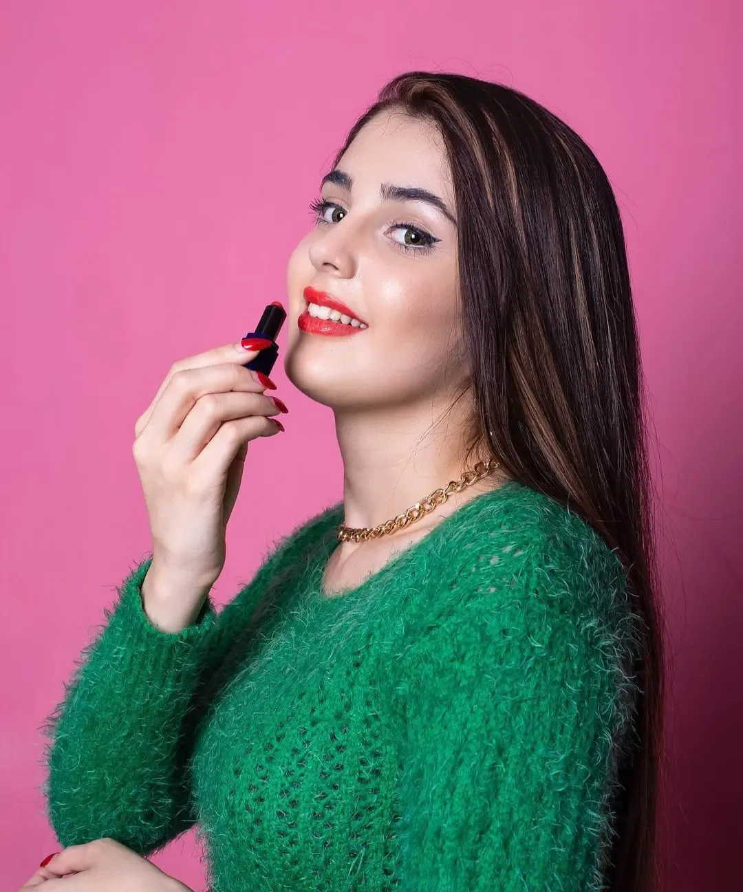 رژ لب لدورا، رنگ قرمز، تیوبی