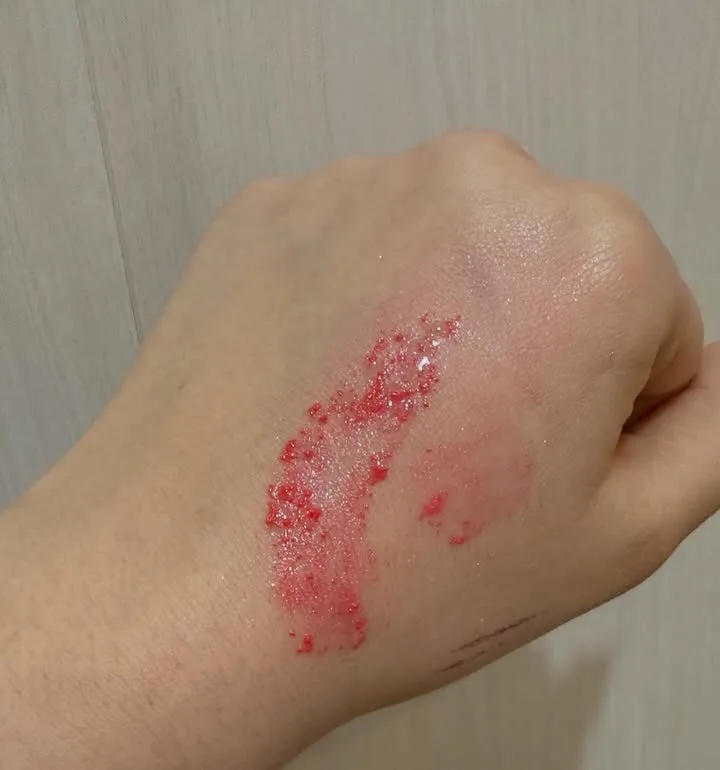 رژگونه‌ی مایع (۵ رنگ) — عکس ۶