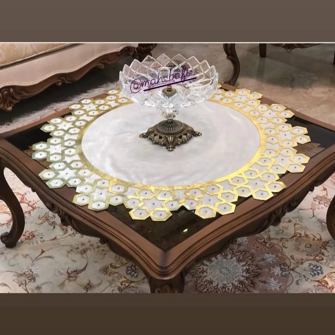رومیزی مخمل طرح لونه زنبوری